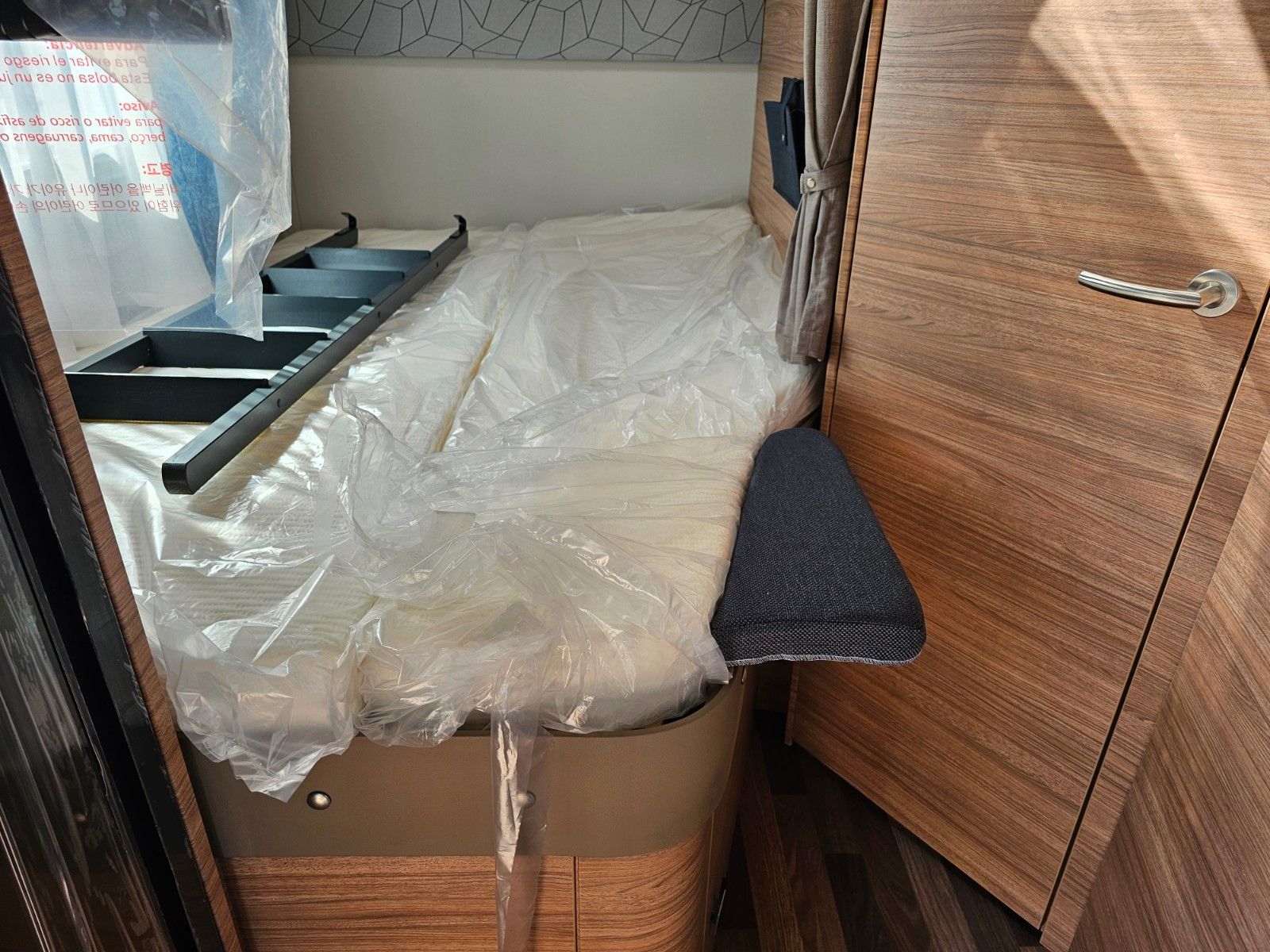 CaraSuite 650 MF,HUBBETT;TV;AHK;5PAKETE;S7;Li-BA
